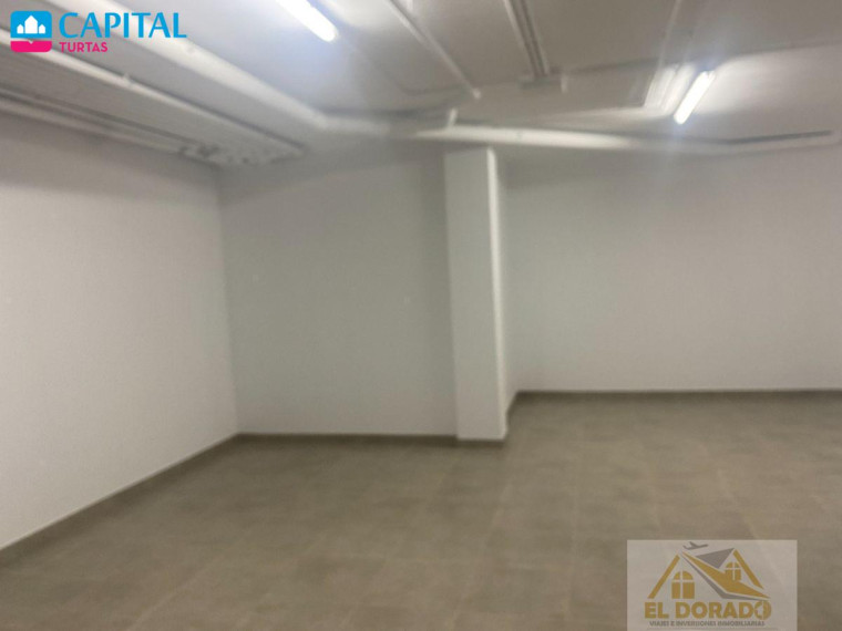Parduodamas namas Calle Veleta, 11 , 178.00 kv.m ploto,  Floors 28