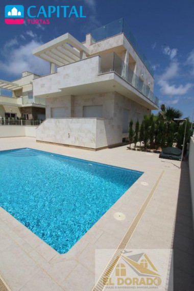 Parduodamas namas Avenida de España-la Zenia, 96 , 306.00 kv.m ploto,  Floors 1