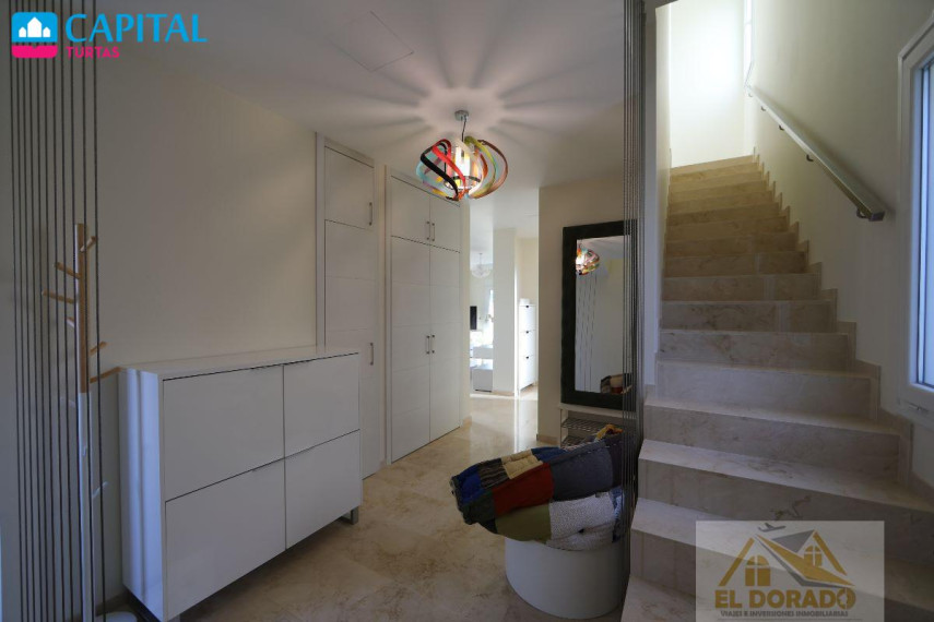 Parduodamas namas Avenida de España-la Zenia, 96 , 306.00 kv.m ploto,  Floors 13