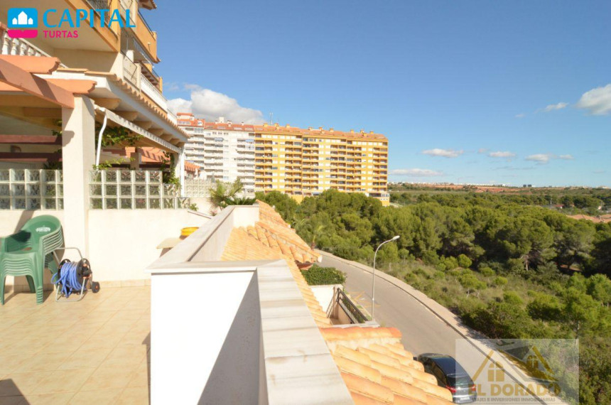 Parduodamas namas Calle Samaniego, 10C , 151.00 kv.m ploto,  Floors 14
