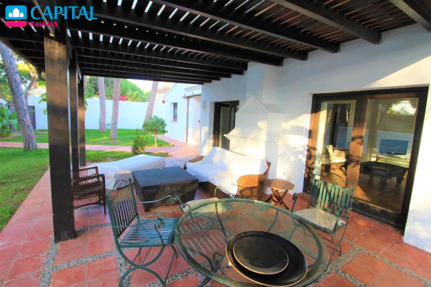 Parduodamas namas Marbella Este - Elviria , 220.00 kv.m ploto,  Floors 3