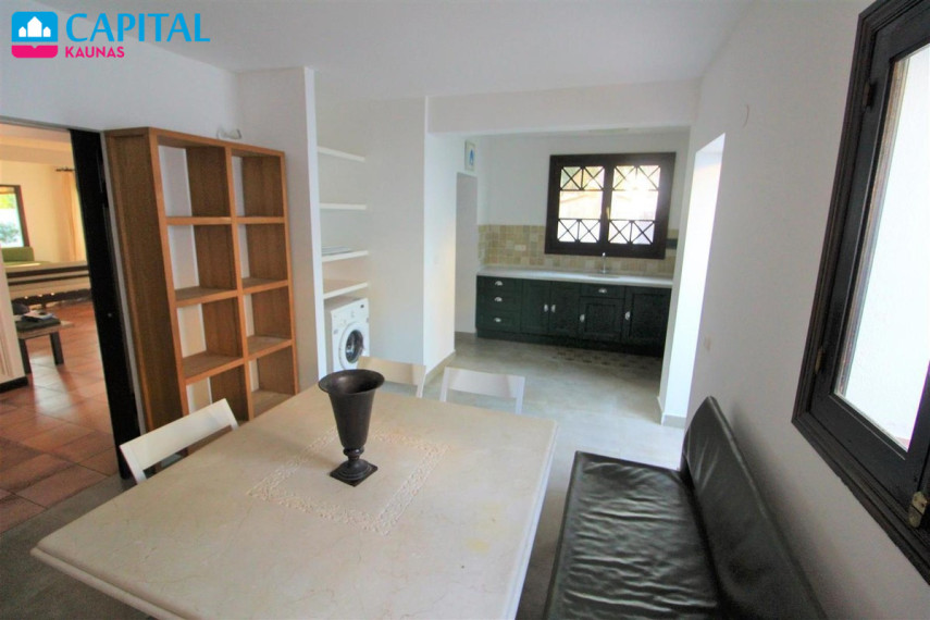 Parduodamas namas Marbella Este - Elviria , 220.00 kv.m ploto,  Floors 12