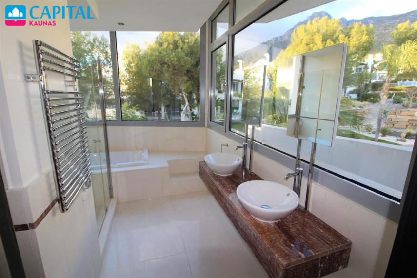 Nuomojamas namas Marbella Golden Mile - Sierra Blanca , 300.00 kv.m ploto,  Floors 43