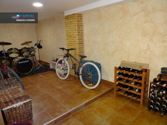 Šiuolaikinė vila prabangioje Eldos urbanizacijoje (Alikantėje) dabar už specialią kainą!!!  22