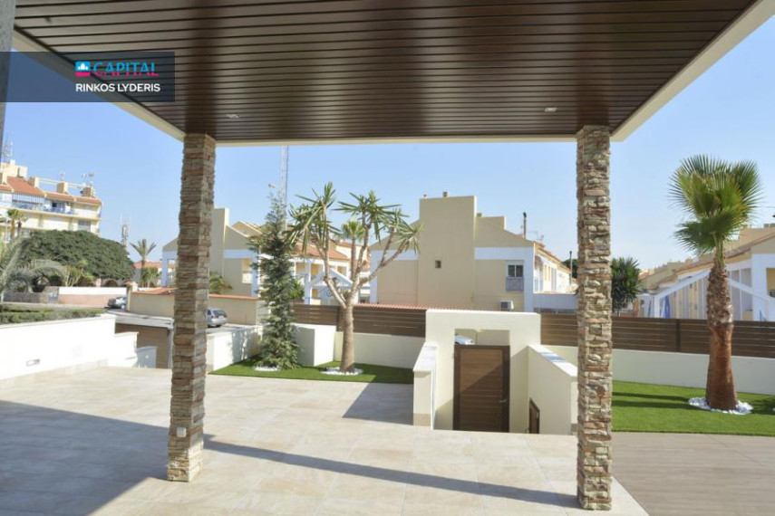 Parduodamas namas Avenida Torreblanca 23, 175.00 kv.m ploto, 2 Floors 11