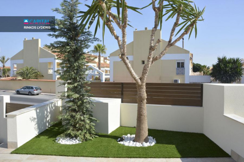 Parduodamas namas Avenida Torreblanca 23, 175.00 kv.m ploto, 2 Floors 13