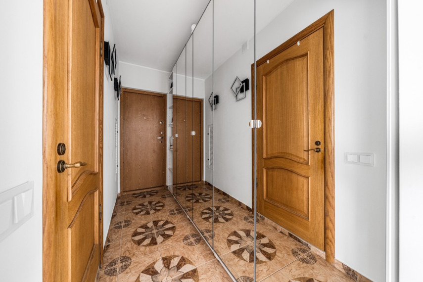 Parduodamas butas Viršuliškių g., Vilniaus m., Vilniaus m. sav., 70.48 m2 ploto, 3 kambariai 30