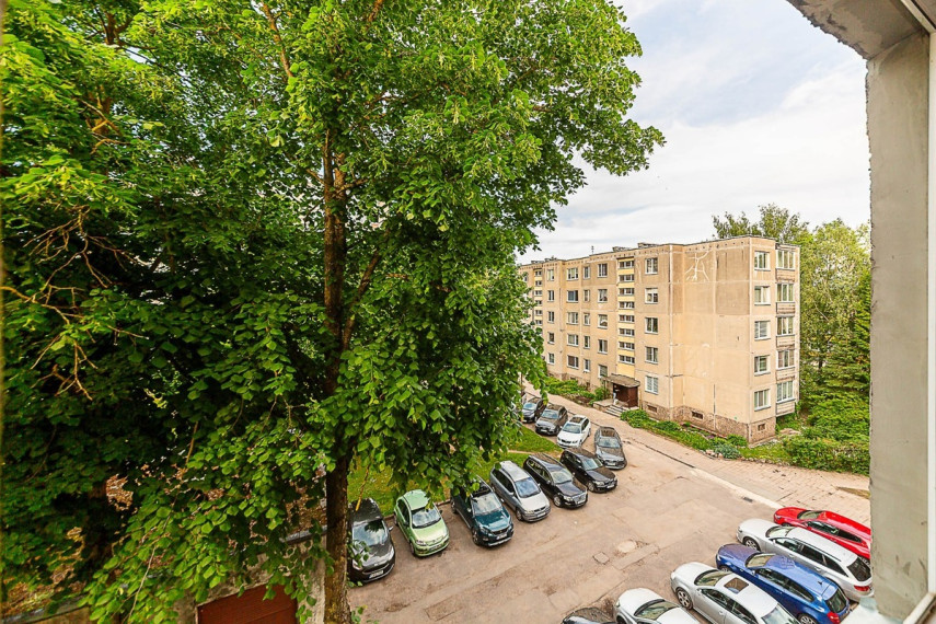 Parduodamas butas Dainų g., Šiaulių m., Šiaulių m. sav., 33.01 m2 ploto, 1 kambariai 12