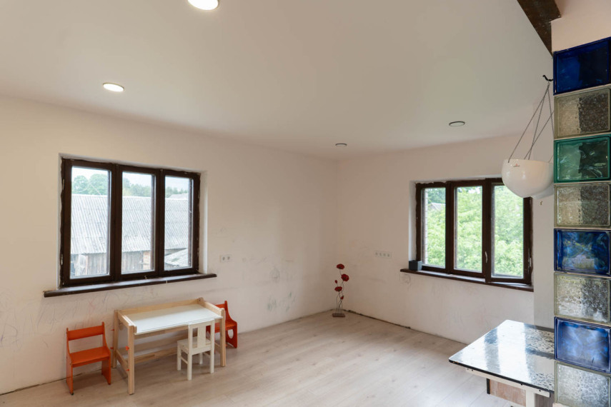 Parduodamas namas Žalioji g., Uliūnų k., Panevėžio r. sav., 215.5 m2 ploto, 2 aukštai 5