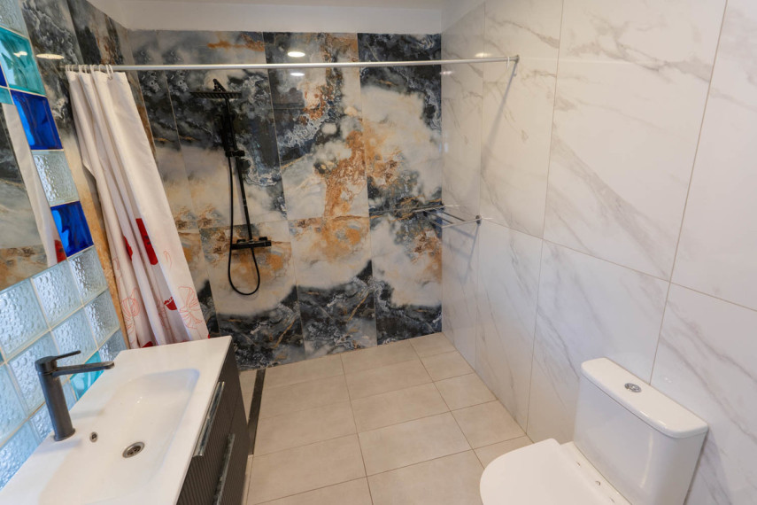 Parduodamas namas Žalioji g., Uliūnų k., Panevėžio r. sav., 215.5 m2 ploto, 2 aukštai 11