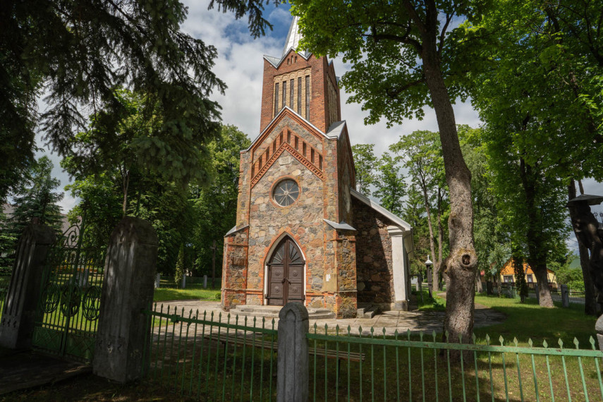 Parduodamas namas Žalioji g., Uliūnų k., Panevėžio r. sav., 215.5 m2 ploto, 2 aukštai 37