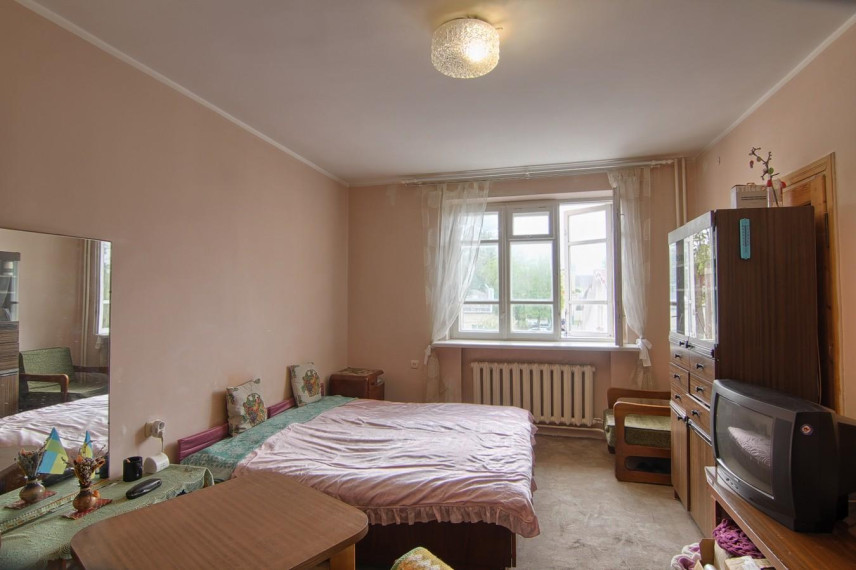 Parduodamas namas Neries g., Centras, Šiaulių m., Šiaulių m. sav., 455.62 m² ploto 14 kambarių 19