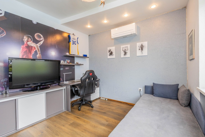 Parduodamas namas Dvareliškių g., Šlienavos k., Kauno r. sav., 236 m2 ploto, 3 aukštai 17
