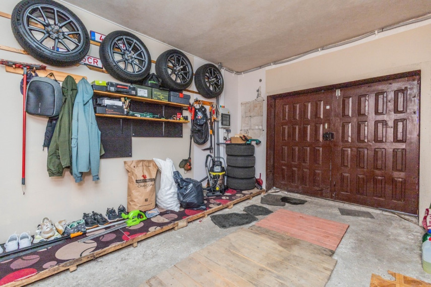 Parduodamas namas Dvareliškių g., Šlienavos k., Kauno r. sav., 236 m2 ploto, 3 aukštai 37