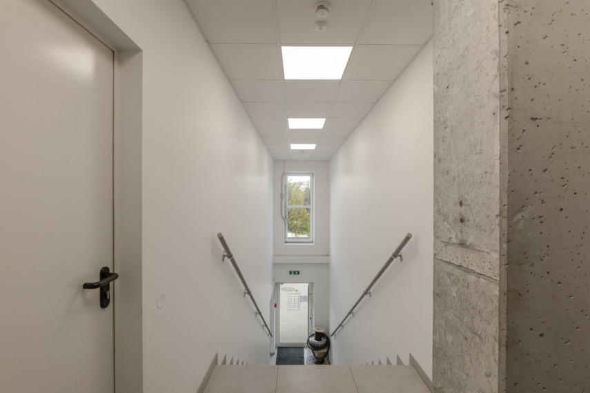 Nuomojamos administracinės, kitos paskirties, paslaugų, prekybos, sandėliavimo patalpos Gilužio g., Vilniaus m., Vilniaus m. sav., 552.46 m2 ploto 12