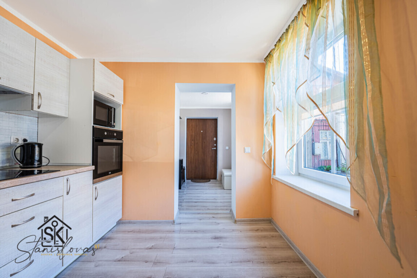 PARDUODAMAS 3 KAMBARIŲ BUTAS ŠILUTĖJE, LIETUVININKŲ G. 51A 16