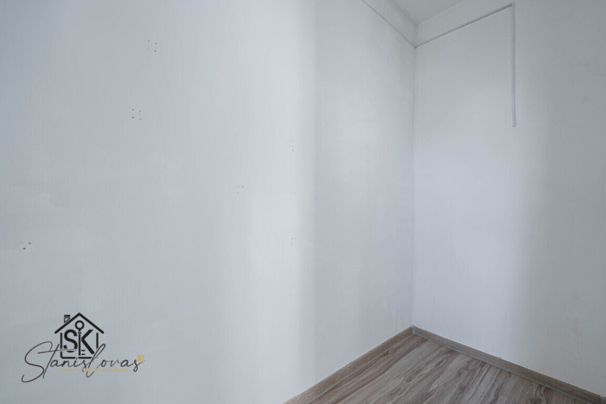 PARDUODAMAS 3 KAMBARIŲ BUTAS ŠILUTĖJE, LIETUVININKŲ G. 51A 38