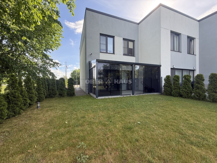 Parduodamas namas Paukščių tak., Žaliūkiai, Šiaulių m., Šiaulių m. sav., 105.9 m2 ploto, 2 aukštai 2