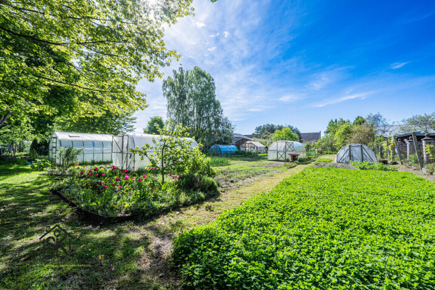 PARDUODAMAS 2 KAMBARIŲ BUTAS SAUGŲ K. MAŽOSIOS LIETUVOS G. 16 27