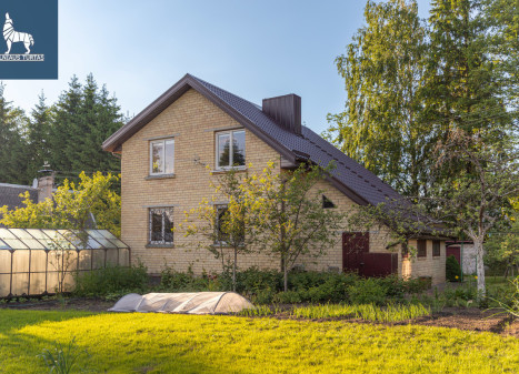Parduodamas namas Žaliojo Šilo g., Viktariškių k., Vilniaus r. sav., 193.59 m2 ploto, 2 aukštai