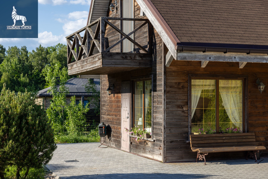 Parduodamas namas Miško g., Gudelių k., Vilniaus r. sav., 223.33 m2 ploto, 2 aukštai 10