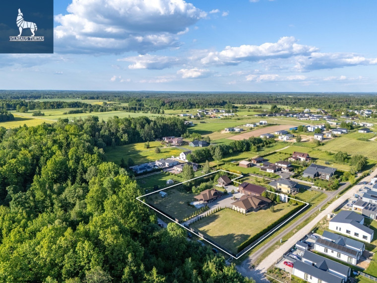 Parduodamas namas Miško g., Gudelių k., Vilniaus r. sav., 223.33 m2 ploto, 2 aukštai 24