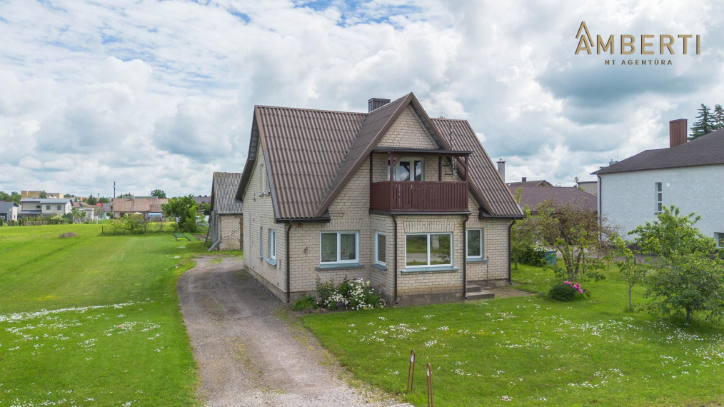 Parduodamas namas Naujadvario g., Jovarų k., Pakruojo r. sav., 119.39 m² ploto 5 kambariai 1