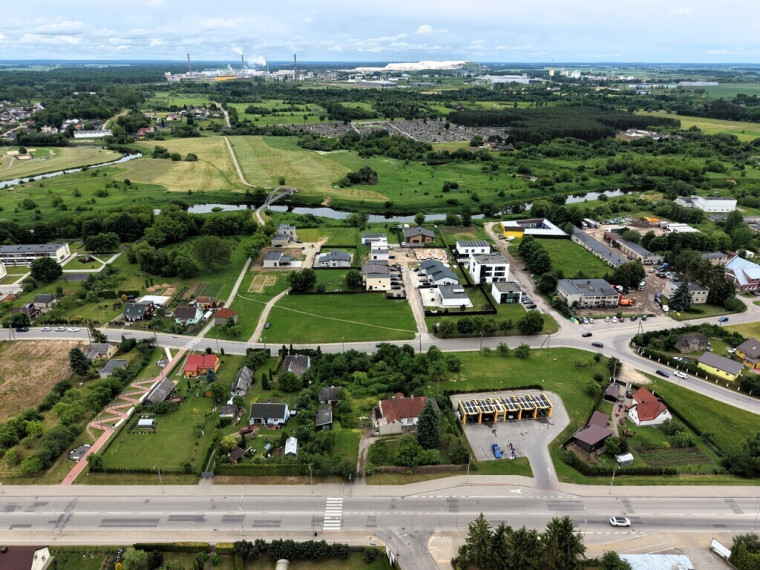 PARDUODAMAS ŽEMĖS SKLYPAS SU GYVENAMOJO NAMO DALIMI 3