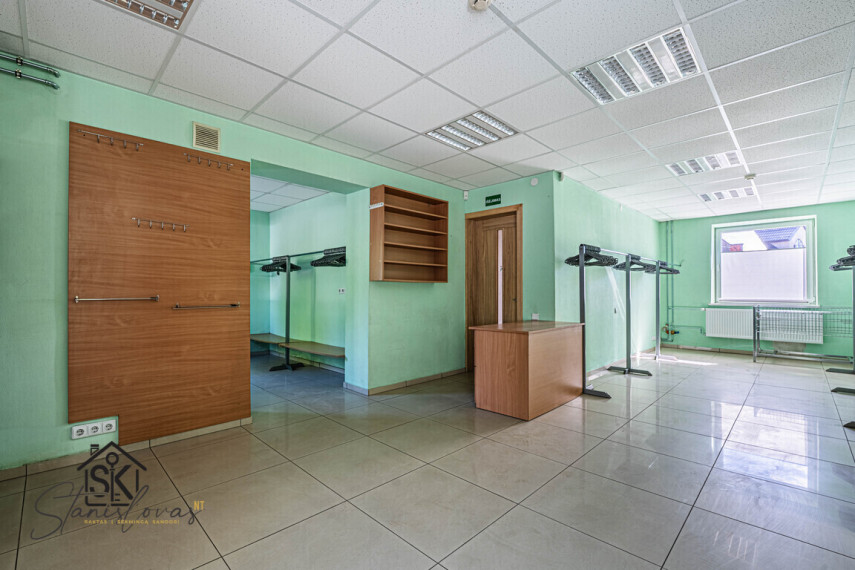 PIRMAME AUKŠTE PARDUODAMOS PATALPOS ŠILUTĖJE, TAIKOS G. 26 5