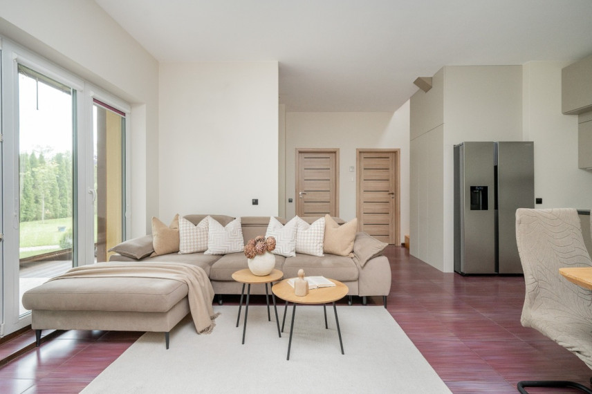 Parduodamas namas Vilniaus r. sav., Baronų k., Šilo 4-oji, 150 m2 ploto, 2 aukštai 7