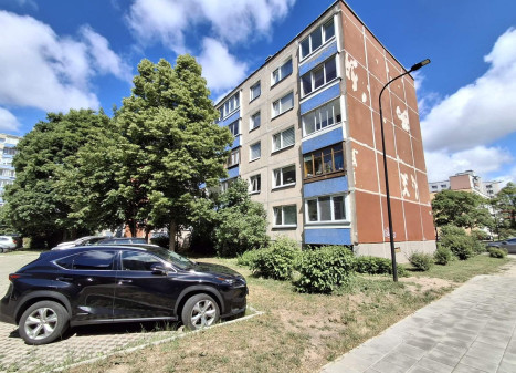 Parduodamas butas Apolinaro Juozo Povilaičio g., Karoliniškės, Vilniaus m., Vilniaus m. sav., 46.40 m² ploto 2 kambariai Parduodamas butas Apolinaro Juozo Povilaičio g., Karoliniškės, Vilniaus m., Vilniaus m. sav., 46.40 m² ploto 2 kambariai