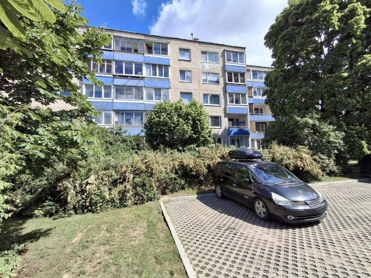 Parduodamas butas Apolinaro Juozo Povilaičio g., Karoliniškės, Vilniaus m., Vilniaus m. sav., 46.40 m² ploto 2 kambariai 14