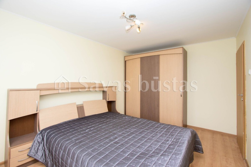 Nuomojamas butas K. Korsako g., Šiaulių m., Šiaulių m. sav., 50 m2 ploto, 2 kambariai 2
