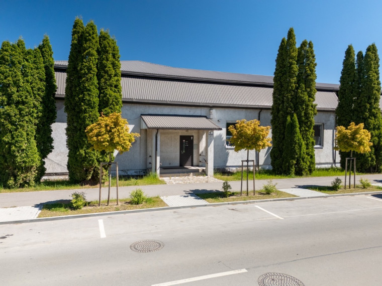 Parduodamos administracinės, kitos paskirties, paslaugų, prekybos, sandėliavimo patalpos Veterinarijos g., Tauragės m., Tauragės r. sav., 972.44 m2 ploto 1