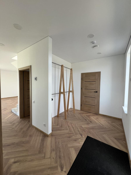 Parduodamas namas Putiniškių g., Putiniškių k., Vilniaus r. sav., 140 m² ploto 5 kambariai 6