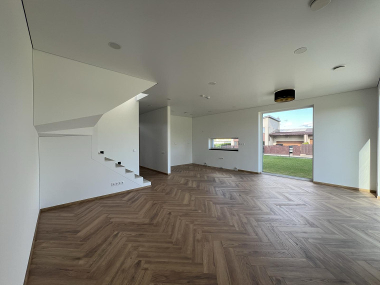 Parduodamas namas Putiniškių g., Putiniškių k., Vilniaus r. sav., 140 m² ploto 5 kambariai 10