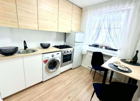 Parduodamas butas Klaipėdos apskritis, Klaipėda, Vėtrungės, Taikos pr., 32 m2 ploto, 1 kambariai Parduodamas butas Klaipėdos apskritis, Klaipėda, Vėtrungės, Taikos pr., 32 m2 ploto, 1 kambariai