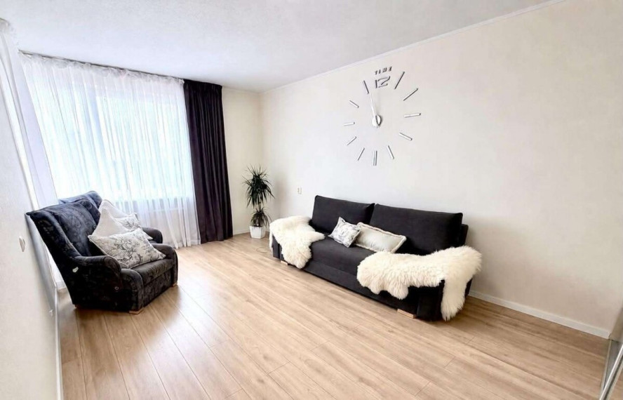 Parduodamas butas Klaipėdos apskritis, Klaipėda, Vėtrungės, Taikos pr., 32 m2 ploto, 1 kambariai 5
