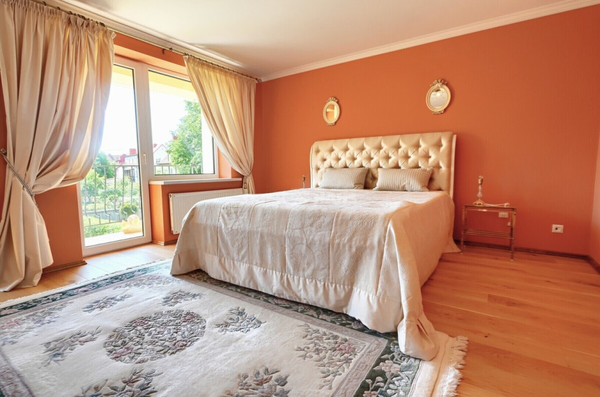 Parduodamas namas Vilhelmo Berbomo g. , Miško, Klaipėdos m., Klaipėdos m. sav., 246.72 m2 ploto, 3 aukštai 10