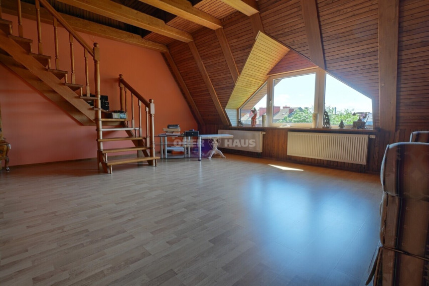 Parduodamas namas Vilhelmo Berbomo g. , Miško, Klaipėdos m., Klaipėdos m. sav., 246.72 m2 ploto, 3 aukštai 25