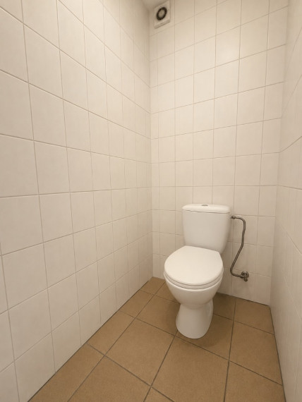 Nuomojamos administracinės, gamybinės, kitos paskirties, paslaugų, prekybos, sandėliavimo patalpos Santaikos g., Alytaus m., Alytaus m. sav., 120 m2 ploto 8