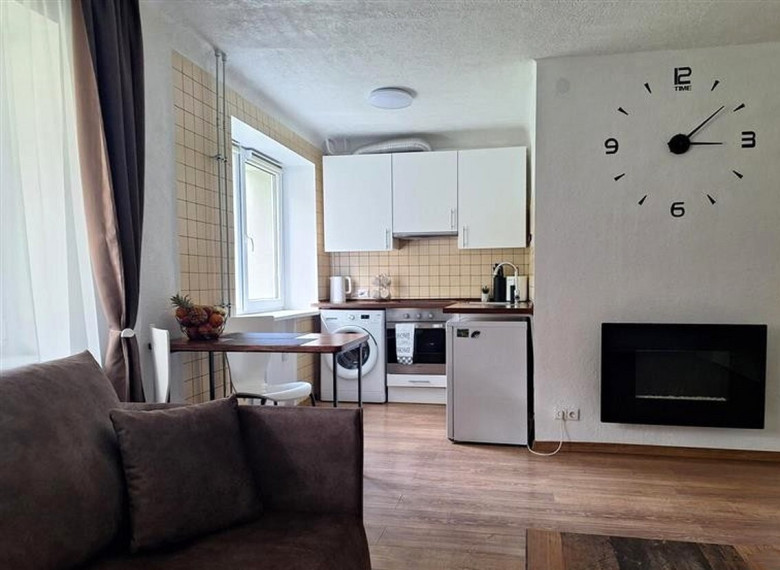 Parduodamas butas Klaipėdos apskritis, Klaipėda, Vėtrungės, Taikos pr., 38 m2 ploto, 2 kambariai 4