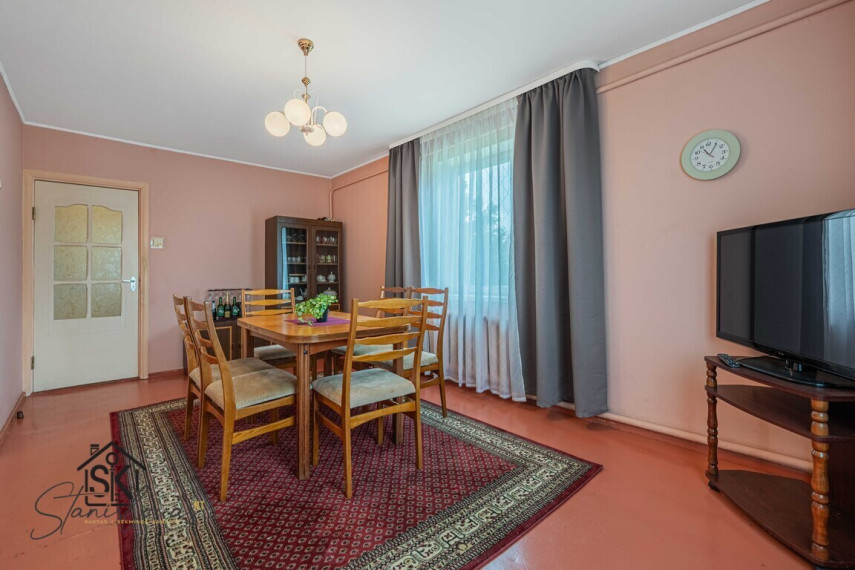 PARDUODAMAS NAMAS SU 29.50 ARŲ ŽEMĖS SKLYPU RUSNĖJE, SODŲ G. 28 5