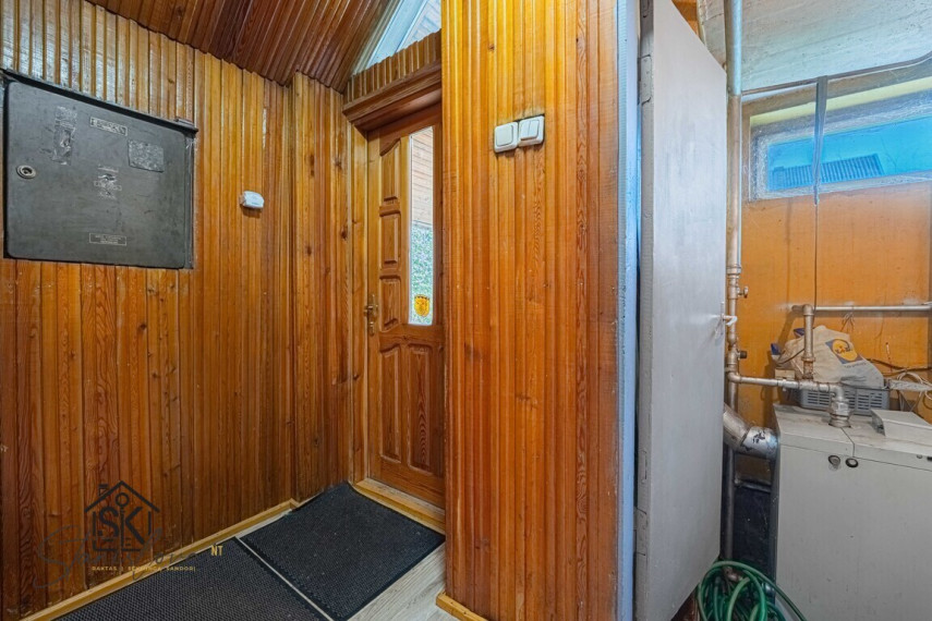 PARDUODAMAS NAMAS SU 29.50 ARŲ ŽEMĖS SKLYPU RUSNĖJE, SODŲ G. 28 59