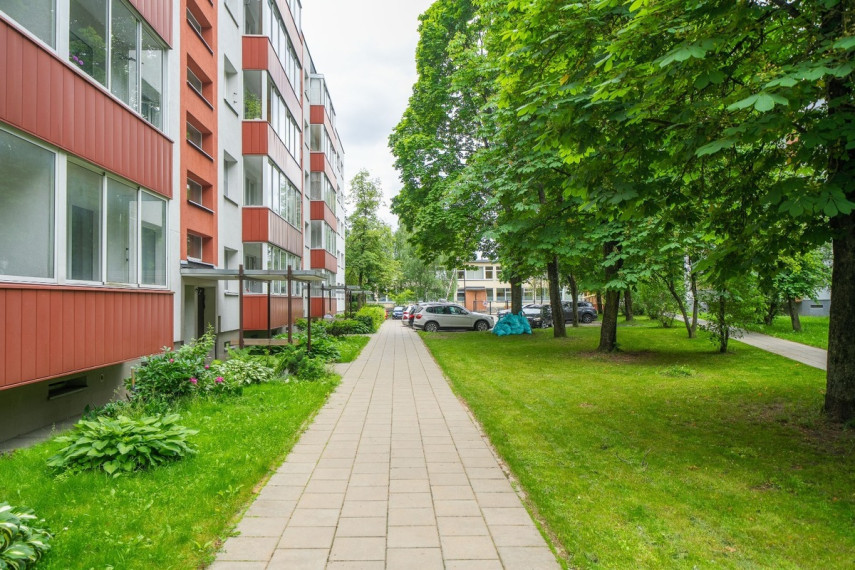 Parduodamas butas Žirmūnų g., Vilniaus m., Vilniaus m. sav., 48 m2 ploto, 2 kambariai 33