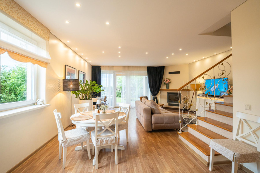 Parduodamas namas Astrų g., Vijūkų k., Kauno r. sav., 103.75 m² ploto 4 kambariai 1