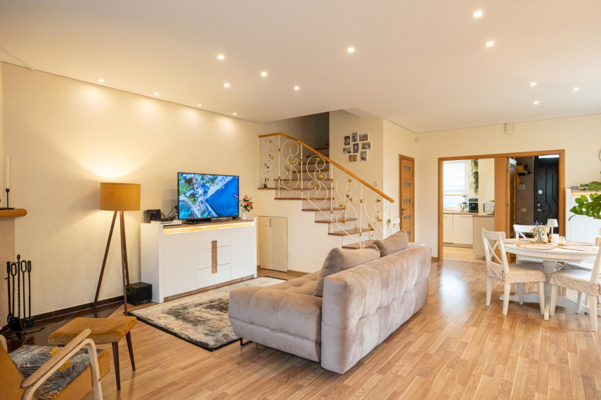Parduodamas namas Astrų g., Vijūkų k., Kauno r. sav., 103.75 m² ploto 4 kambariai 9