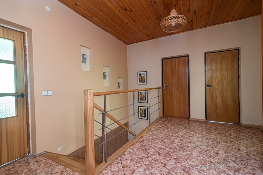 Parduodamas namas Pagrindinė g., Rastinėnų k., Vilniaus r. sav., 316.77 m2 ploto, 2 aukštai 23