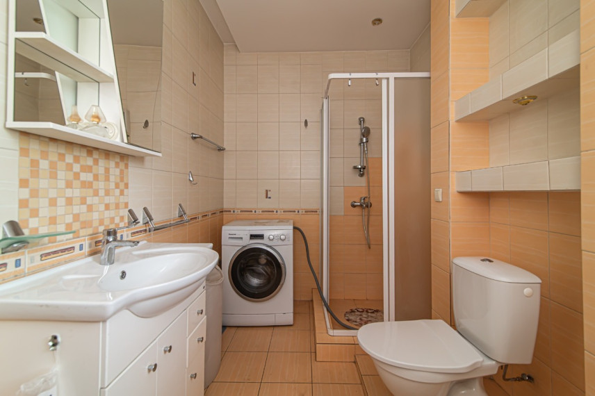Parduodamas namas Pagrindinė g., Rastinėnų k., Vilniaus r. sav., 316.77 m2 ploto, 2 aukštai 24
