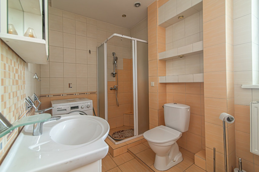 Parduodamas namas Pagrindinė g., Rastinėnų k., Vilniaus r. sav., 316.77 m2 ploto, 2 aukštai 25